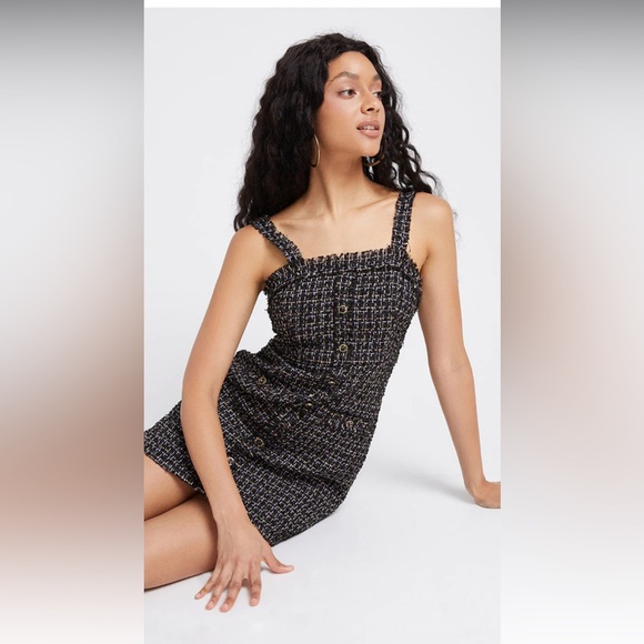 Urban Revivo Tweed Dress - Picture 3 of 11